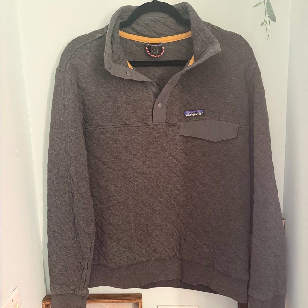 Patagonia Quilted Snap-Button Pullover - Dark Olive with Yellow Trim